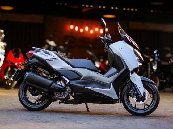 YAMAHA XMAX 250 CONNECTED ABS 